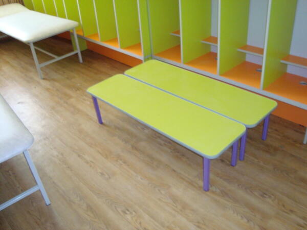 Скамейка для детского сада в раздевалку Скамейка для детского сада в раздевалку