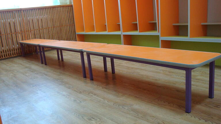 Скамейки для детского сада в раздевалку