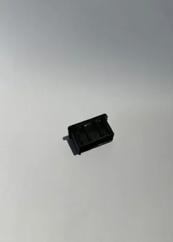 Заглушка пластиковая внутренняя 40х20 мм