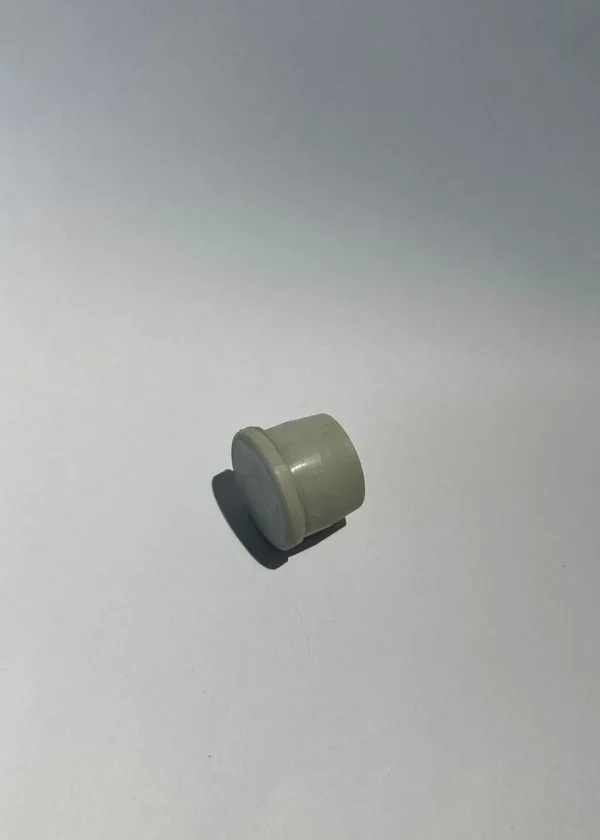 Заглушка пластиковая внутренняя D 32 мм